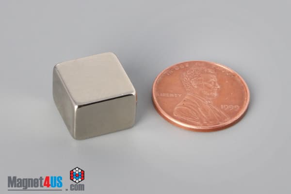1/2" x 1/2" x 3/8" N45 Neodymium Block Magnet - photo 1