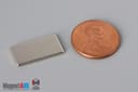 3/4" x 3/8" x 1/16" N40 Neodymium Block Magnet - photo 1