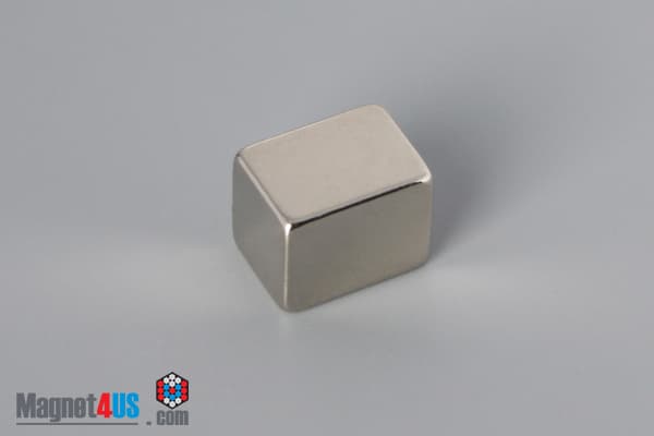3/8" x 3/8" x 1/2" N45 Neodymium Block Magnet - photo 2