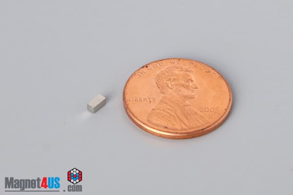 1/16" x 1/16" x 1/8" N45 Neodymium Block Magnet - photo 1