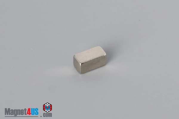 1/8" x 1/8" x 1/4" N45 Neodymium Block Magnet - photo 2