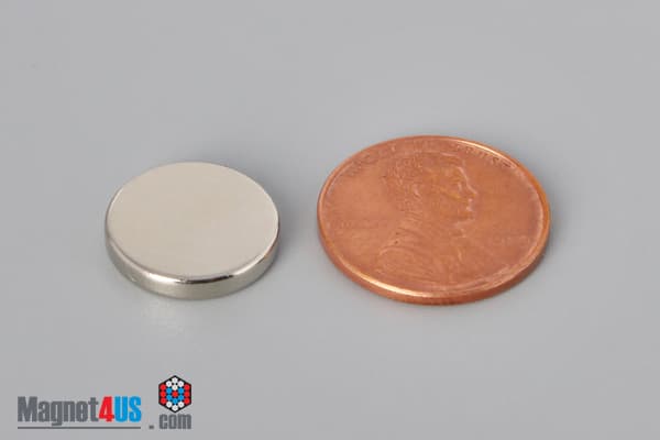 9/16" dia. x 1/10" N45 Neodymium Disc Magnet